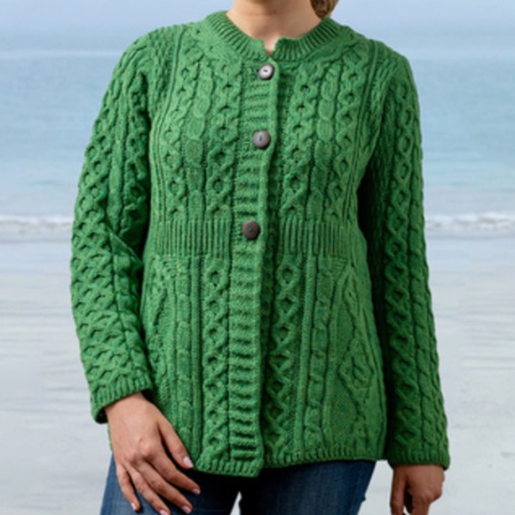 Kilronan Knitwear 100% Pure New Wool, Kelly green, cable knit, 3 buttons, Sz Sq - Picture 2 of 6